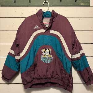 Vintage 90s Mighty Ducks NHL Starter Puffer Jacket. Size M